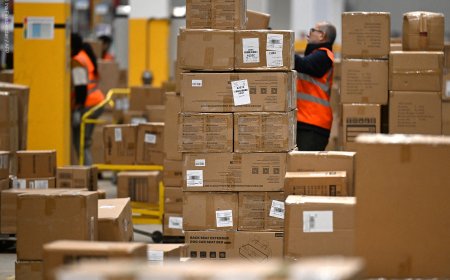 Via libera dell’Ecofin Ue a dazi sui “mini-pacchi” in arrivo entro il 2026