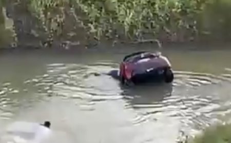 Auto finisce nel canale Battaglia: anziano salvato da due passanti