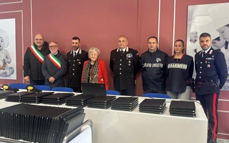 Alife, maxi-furto a scuola: recuperati 114 computer in 48 ore