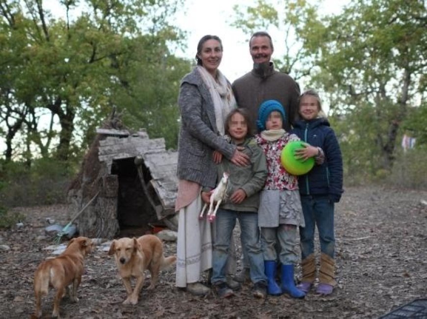 La famiglia anglo-australiana isolata a Palmoli:  allontanamento cautelare