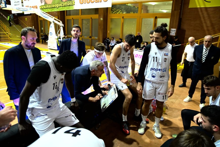 Paperdi Juvecaserta da urlo: vittoria 85-75 a San Severo