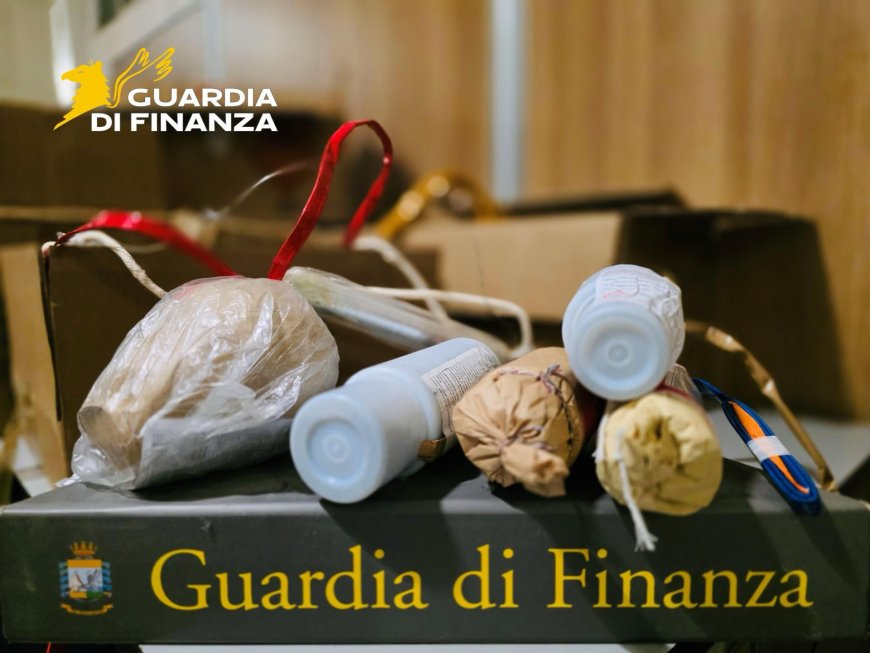 Benevento: finanza sequestra arsenale di fuochi d'artificio