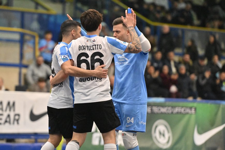 Napoli travolgente: 5-0 alla Came, Final Eight conquistata