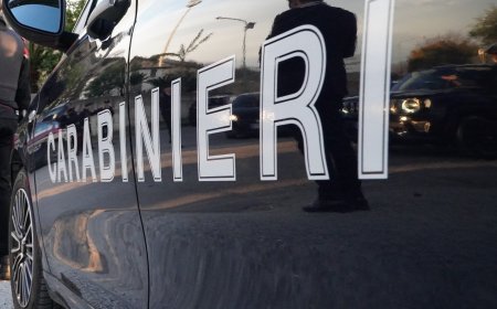 Officina abusiva: locale sequestrato a San Nicola