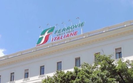 Gruppo FS incontra 200 studenti a Napoli