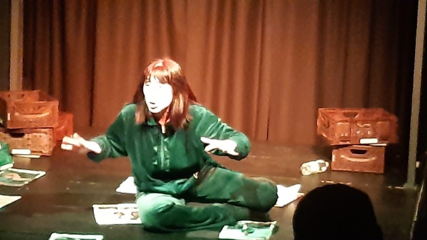 FaziOpenTheater:  "Where have all the flowers gone?"