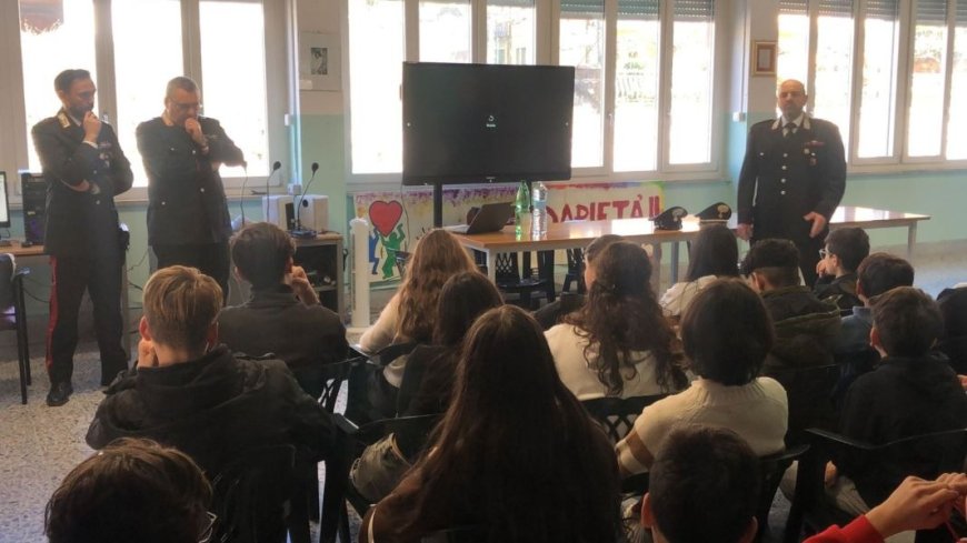 Avellino: incontri dei Carabinieri per prevenire truffe agli anziani
