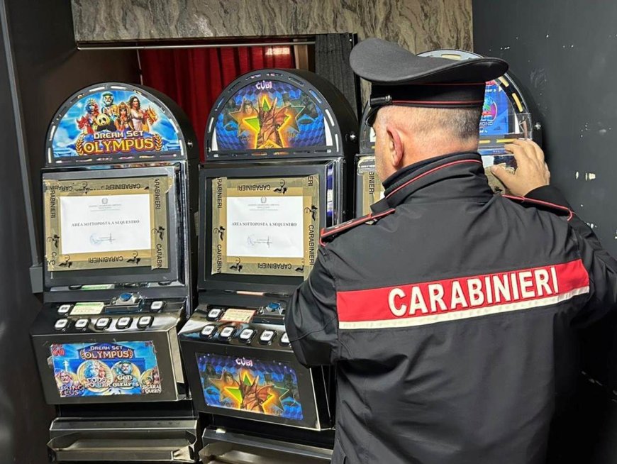 Slot irregolari a Villa di Briano: sequestri e multe