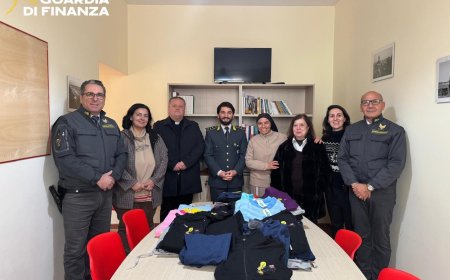 Capua, abiti sequestrati donati alla Caritas
