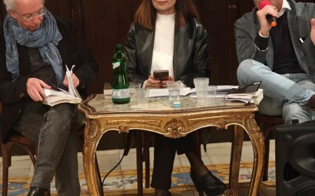 Istituto G. Pontano: successo per il libro di Del Tufo