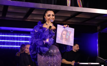 Metamorfosi di Nancy: un party per  il nuovo disco