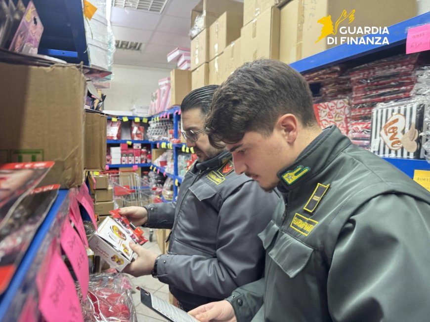 Napoli: sequestrati 500mila articoli pericolosi per Carnevale