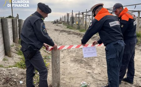 Castel Volturno, sequestro a lido di Pinetamare