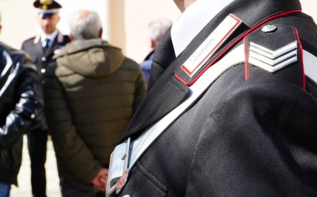 Maltrattava ed estorceva denaro alla madre: arrestato