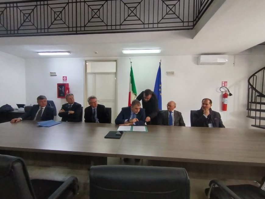 Terra dei Fuochi, accordo per rifiuti sulle strade