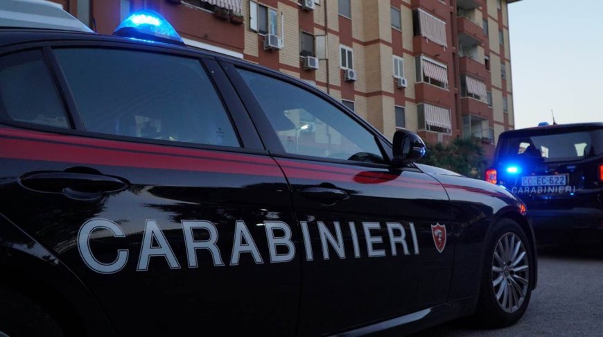 Resistenza a pubblico ufficiale: un arresto e una denuncia