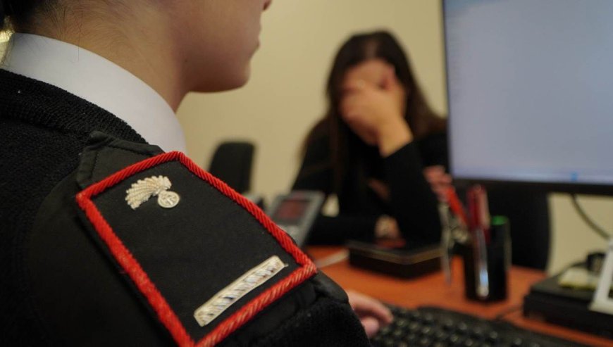 Lite in strada a Cesa: denunciato 40enne